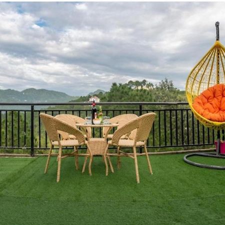 Mystic Forest View Kasauli I Serviced Villa I Best Seller I Vacations I Family Events I Open Air Lawn I Sky Bonfire I Kasauli By Exotic Stays Esterno foto