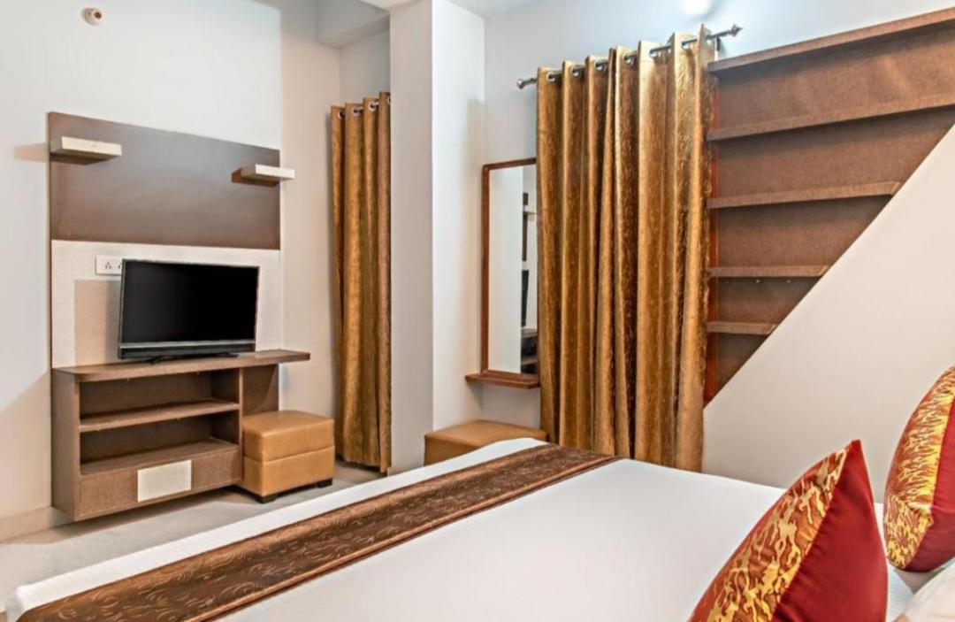 Mystic Forest View Kasauli I Serviced Villa I Best Seller I Vacations I Family Events I Open Air Lawn I Sky Bonfire I Kasauli By Exotic Stays Esterno foto